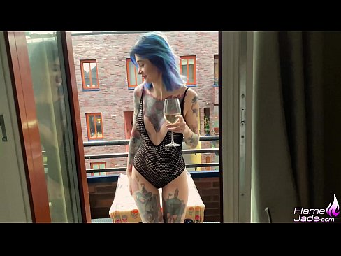 ❤️ 巨大的女孩在開闊的天空下猛吸一口，熱情地做愛 ☑ 性愛視頻 在色情 zh-tw.light2cloud.top ❌❤